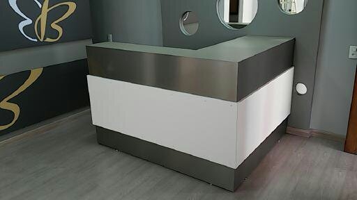 Balcão em fórmica aço escovado!!!!!